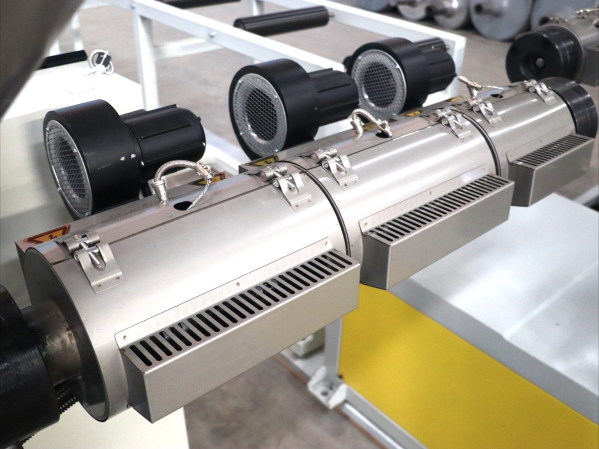 Línea de coextrusión de perfiles de PVC y aluminio