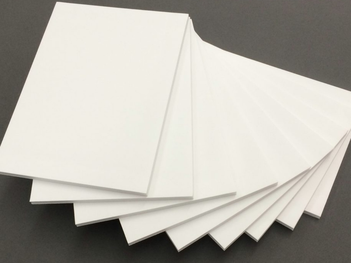 Línea de extrusión de tableros para muebles de WPC (PVC + Madera)